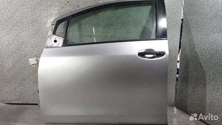 Дверь передняя левая Toyota Yaris