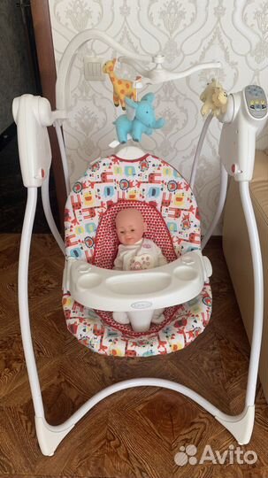 Детские электронные качели graco Lovin'Hug