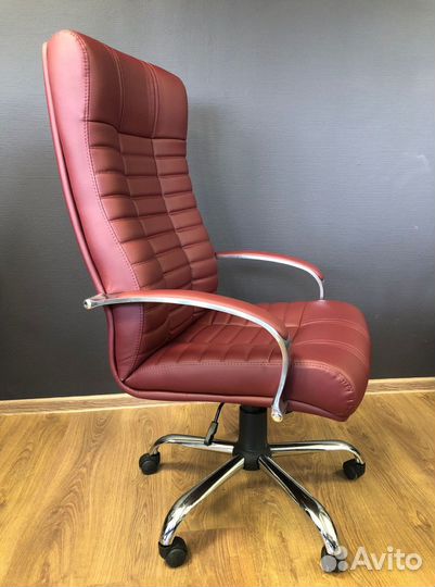 Офисное кресло. Удобное