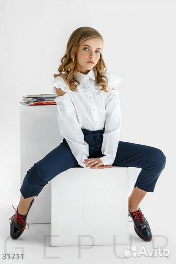 Школьные укороченные брюки на девочку 134 (8-9)