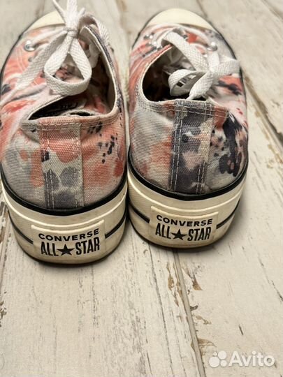 Кроссовки женские converse