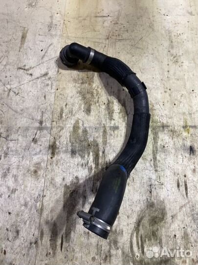 Патрубок радиатора Volvo S80 AS60 B5254T10