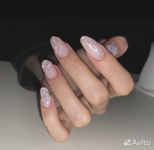 Маникюр с покрытием гель-лаком