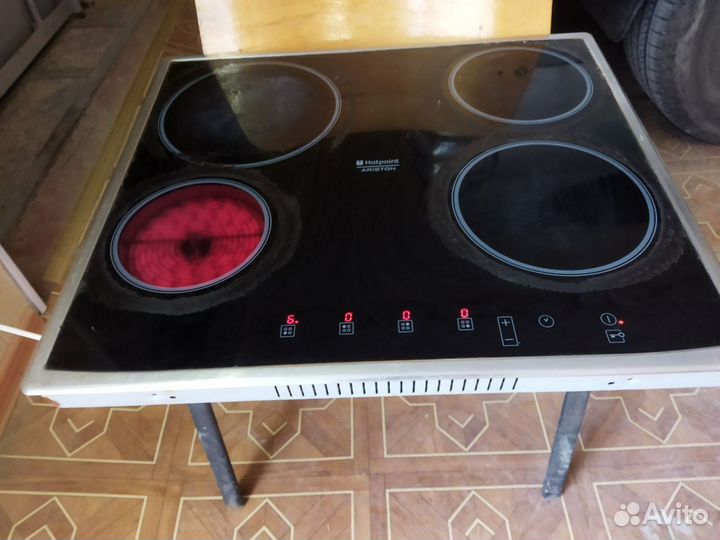 Варочная панель электрическая Аристон 4 конфорки