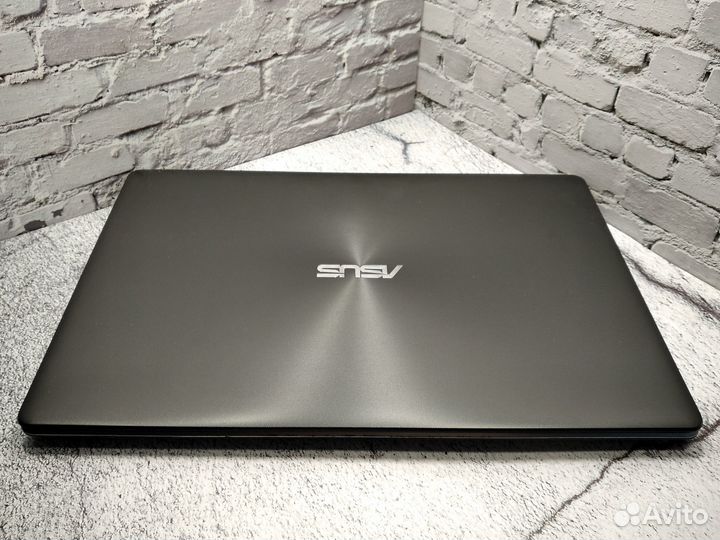 Надежный ноутбук 4 ядра + 8 гига + SSD + Доставкa