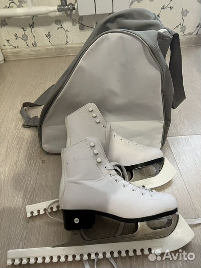 Продам коньки