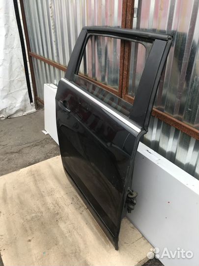 Дверь задняя правая Peugeot 5008