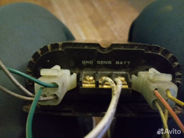 Авто усилитель 2 х 50 Вт. под ремонт