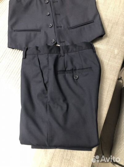 Школьный костюм 140