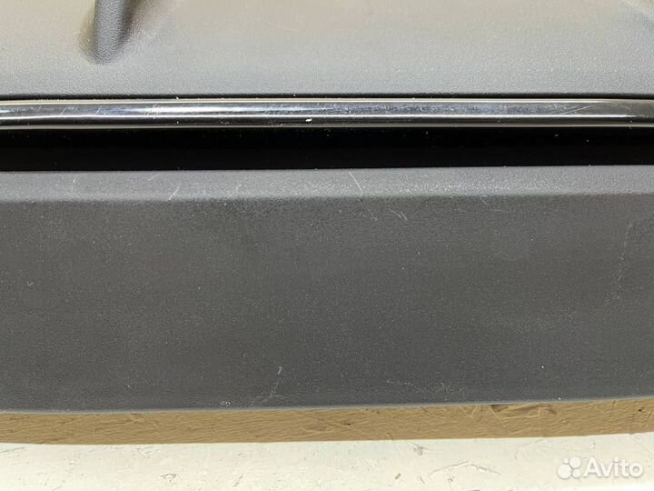 Дефект 1 Mercedes W205 диффузор AMG C63 в обычный бампер