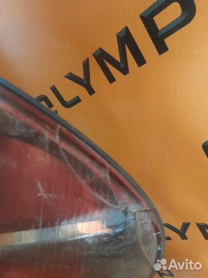 Стоп-сигнал правый Toyota Harrier MCU15 1MZ-FE