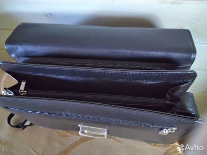 Барсетка кожаная мужская