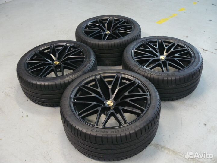 R21 Michelin Latitude Sport 3 265/40, PCD 5x112 DIA 66.5