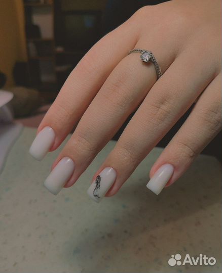 Мастер маникюра