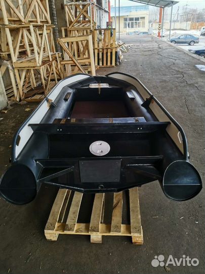 Лодка из пнд кижуч 370