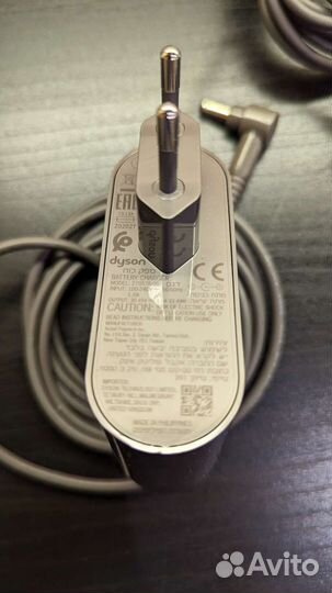 Зарядка Dyson v10 v11 v15