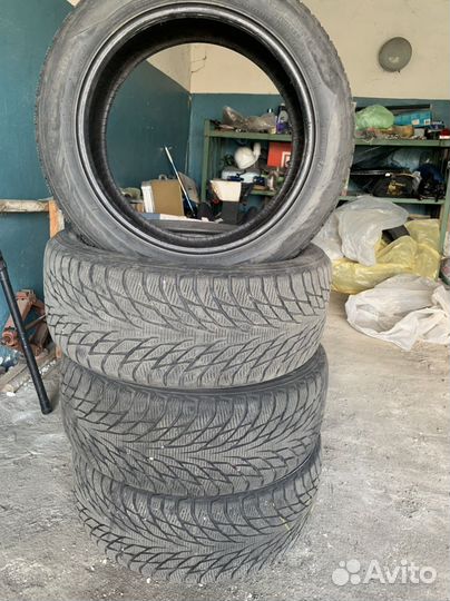 Nokian Tyres Hakkapeliitta R2 225/50 R17 98T