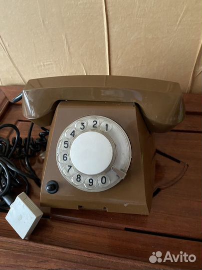 Телефонный аппарат СССР сохран