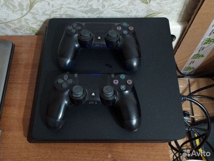 Продам PS4 с 48ю играми. SSD на 1Тб