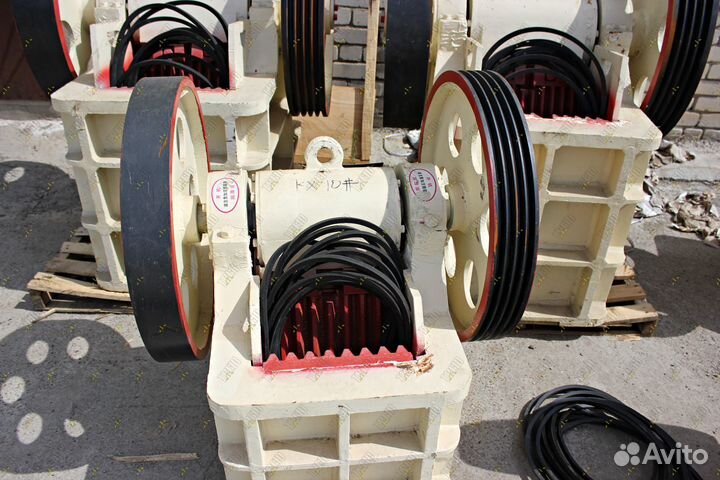 Щековая дробилка PE 200x300