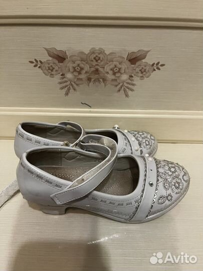Туфли для девочки 27 размер