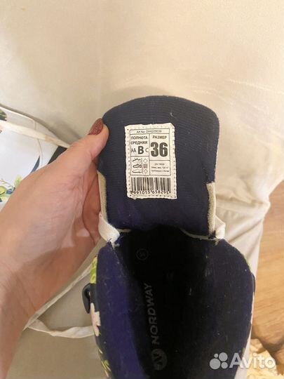 Коньки фигурные 36 размер
