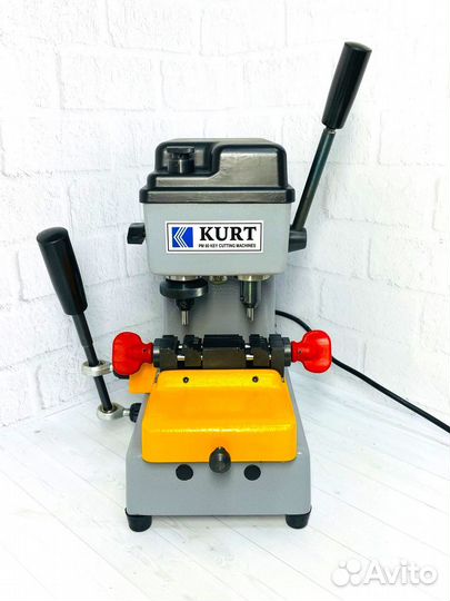 Вертикальный станок kurt PN80 (PM80)