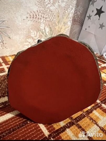 Статуэтка стоять насмерть