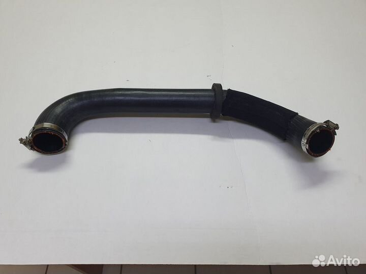 Патрубок интеркулера 3.0TDV6 RR Sport 2 L494