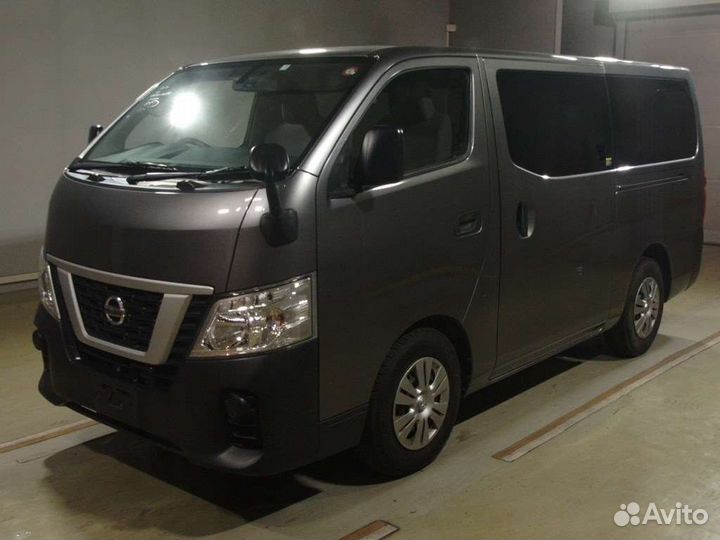 В разборе nissan NV350 caravan