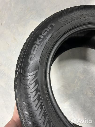 Nokian Tyres Hakkapeliitta 8 215/60 R16