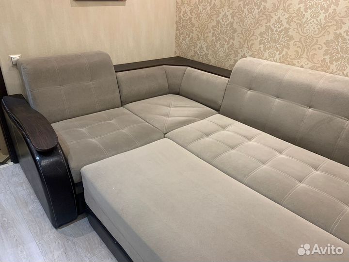 Угловой диван бу
