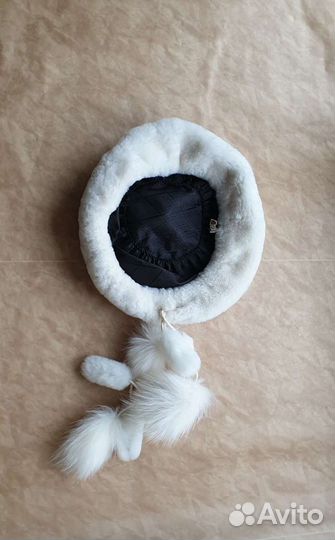 Теплая шапка-берет натур. зимний для девочки новый