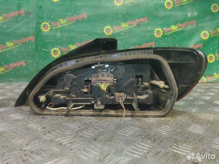 Фонарь левый Peugeot 406 седан 1.8 1998