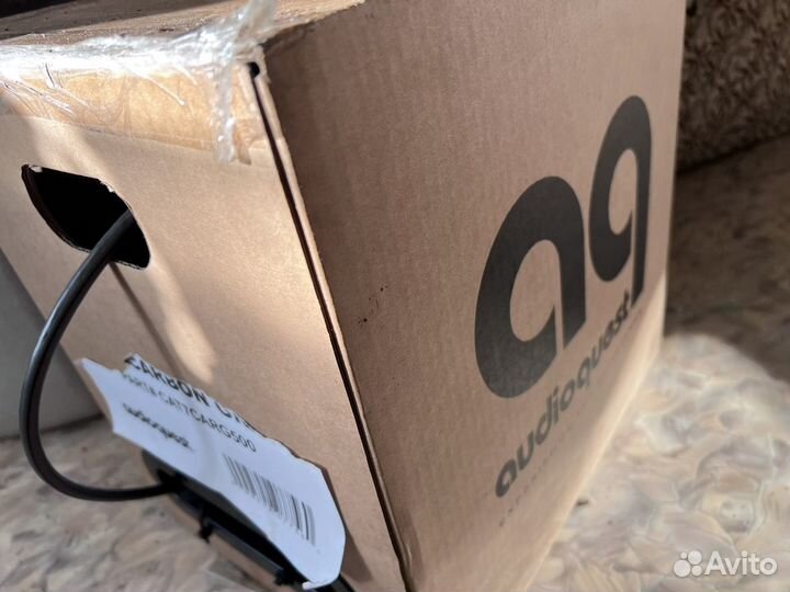 Кабель Audioquest CAT700 Carbon Grey 5.0 Silver