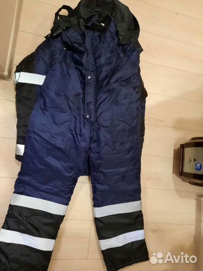 Рабочая спецодежда комбинезон и куртка