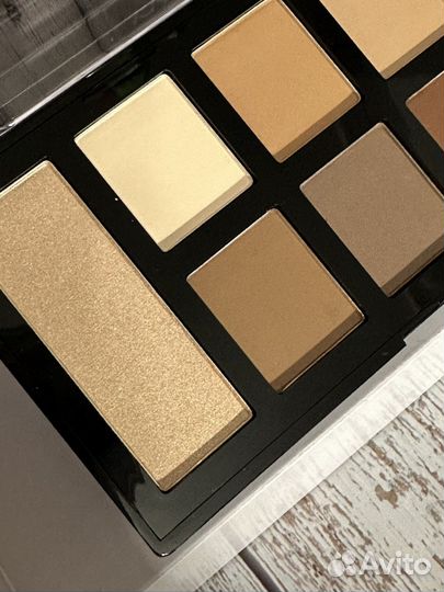 NYX Палетка для монохромного макияжа