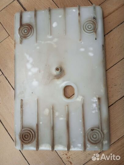 Подставка под А/Б на Volvo 960