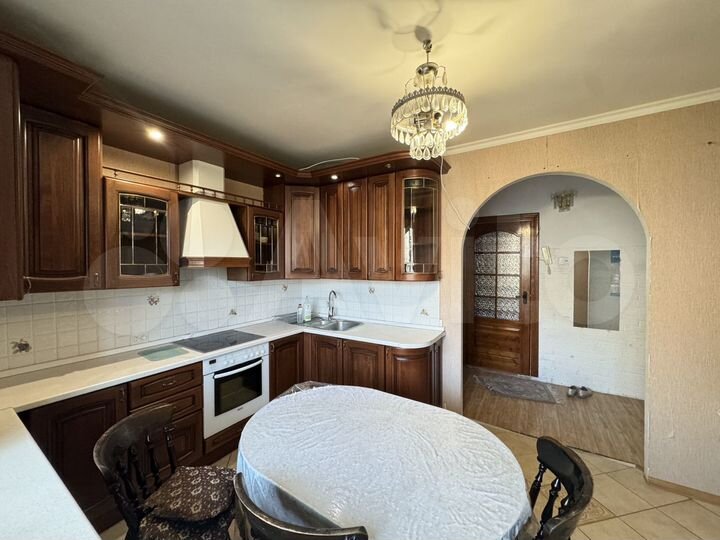 3-к. квартира, 79 м², 4/5 эт.