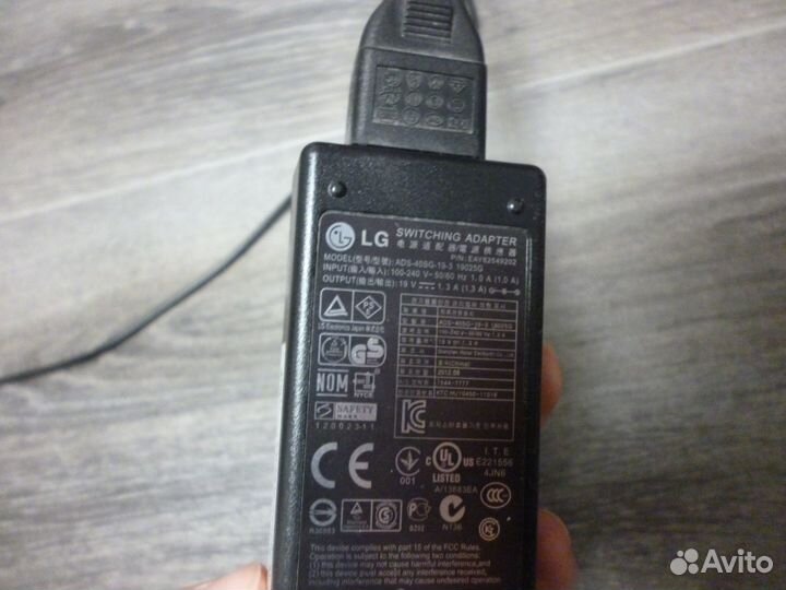 Монитор LG Flatron E2242C - BN 21.5