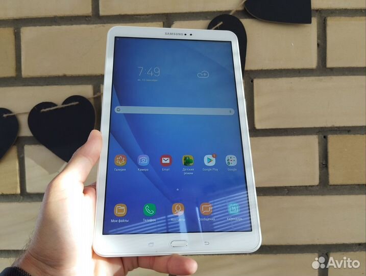 Samsung Galaxy Tab A 10.1 SM-T585