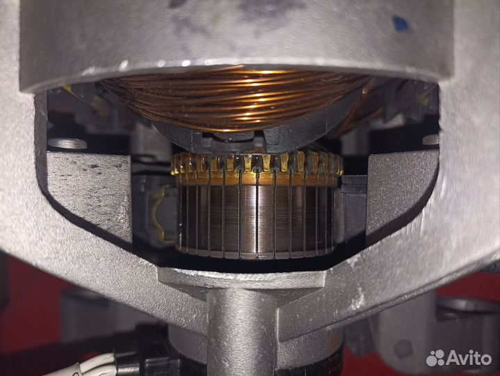 Двигататель стиральной машины