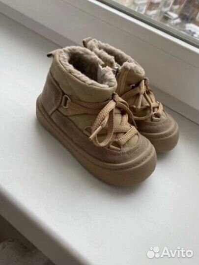 Ботинки утепленные 23