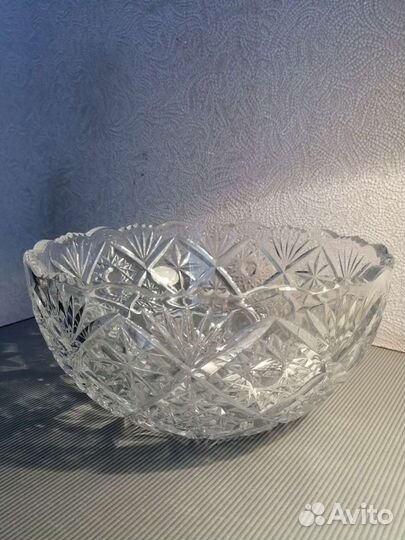 Хрустальный салатник или ваза для фруктов