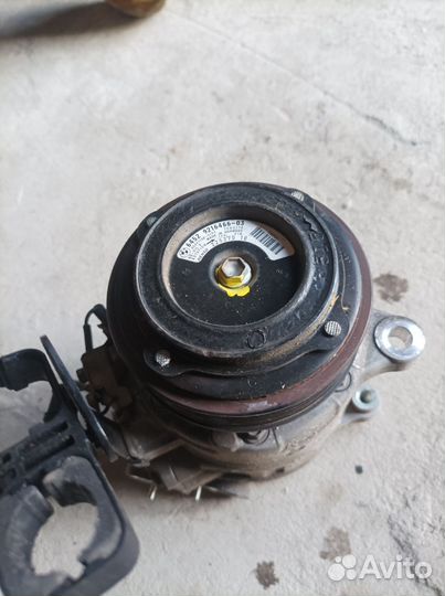 Компрессор кондиционера BMW F10 N20 b20