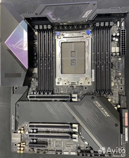 Материнская плата Asus Strix trx40-xe gaming