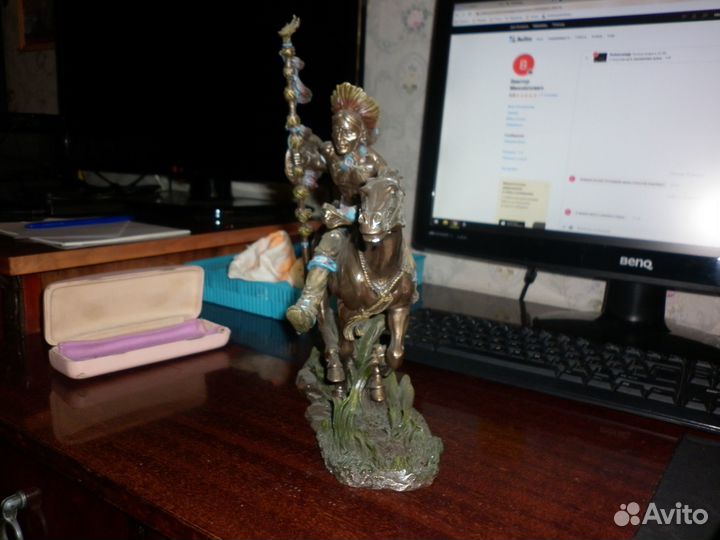 Статуэтка идеец