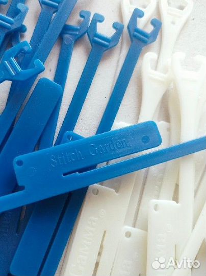 Бобины (косточки) пластиковые для мулине (34 шт.)