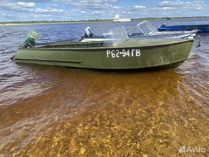 Казанка с мотором 9.9