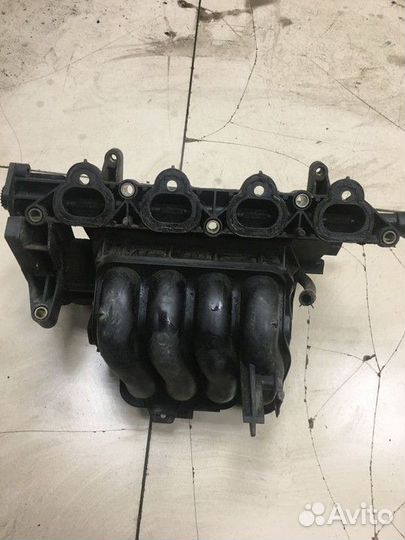 Коллектор впускной Mazda 3